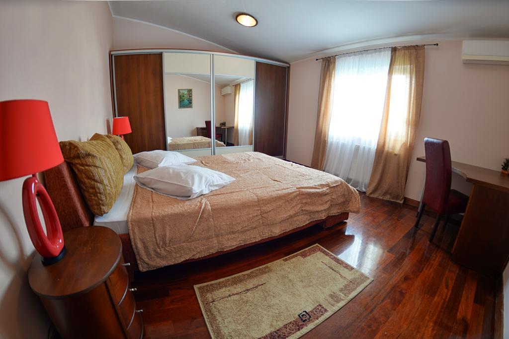 Apartments Sablic Πούλα Εξωτερικό φωτογραφία